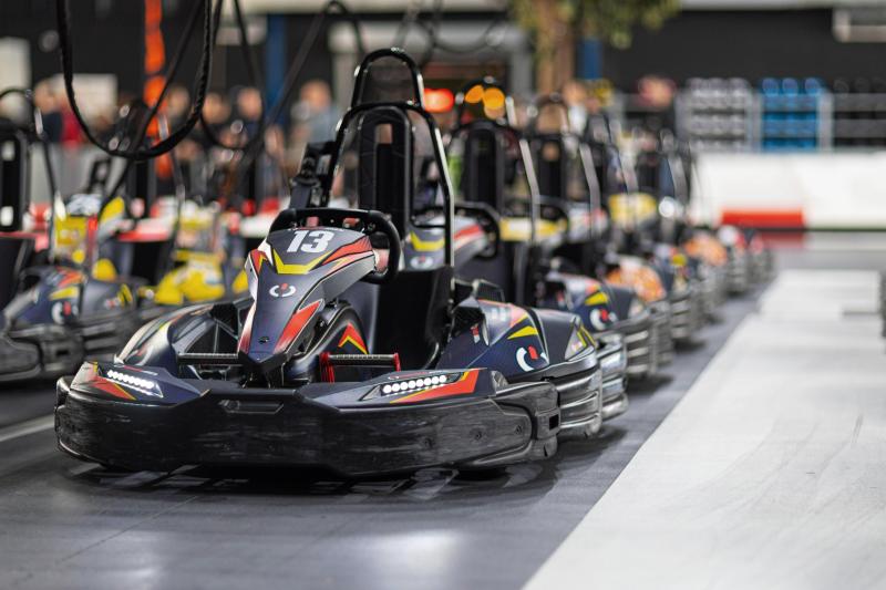 Indoor Kartfahren im Powerarea Lemiers-Vaals